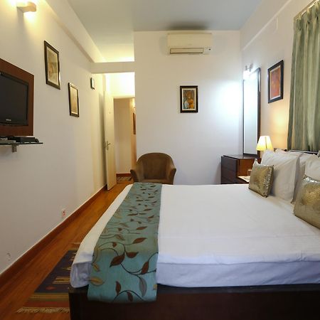 Hotel Casa Broadway Calcutta Exteriör bild