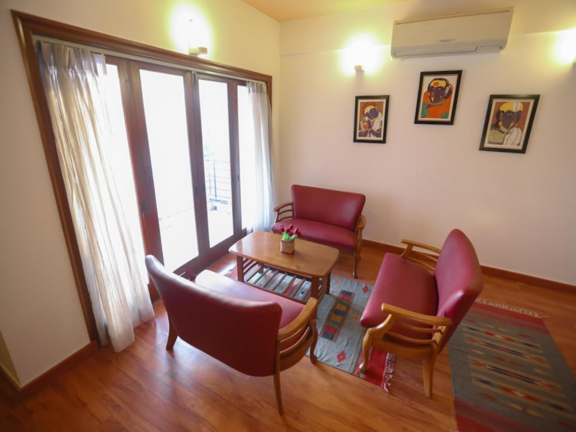 Hotel Casa Broadway Calcutta Exteriör bild